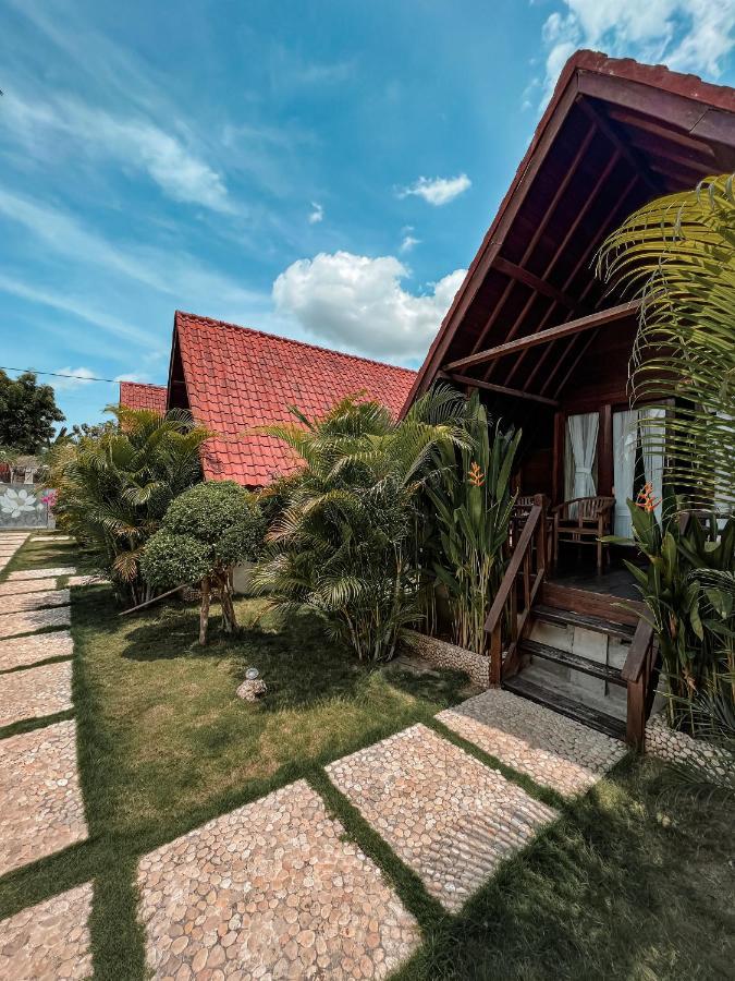 Gayatri Bungalows Batununggul Exterior foto